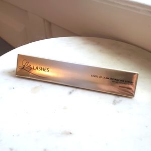 LILY LASHES Level Up Lash Enhancing Serum